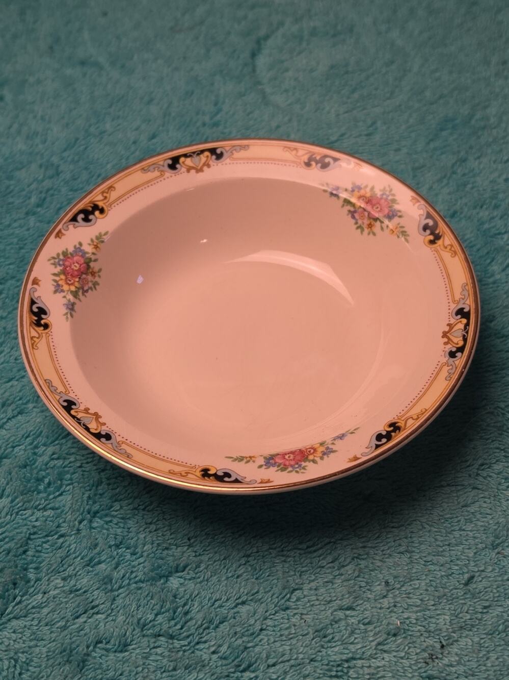 Vintage Taylor Smith Taylor 1936 Fruit Dessert Bowl 5.5" Floral Rim TS&T USA